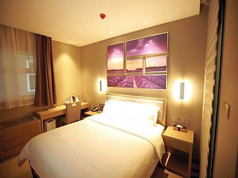 Lavande Hotel Changchun Jingyue University City