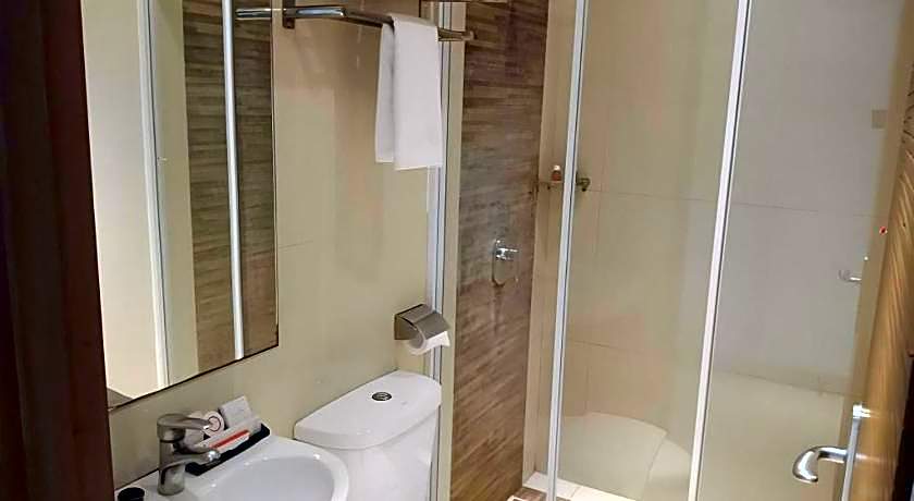Redstar Hotel Jakarta