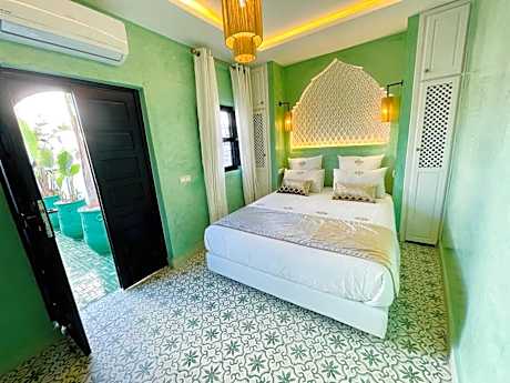 King Room with Garden View