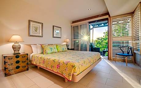 Two-Bedroom Spa Ocean/Hinterland View