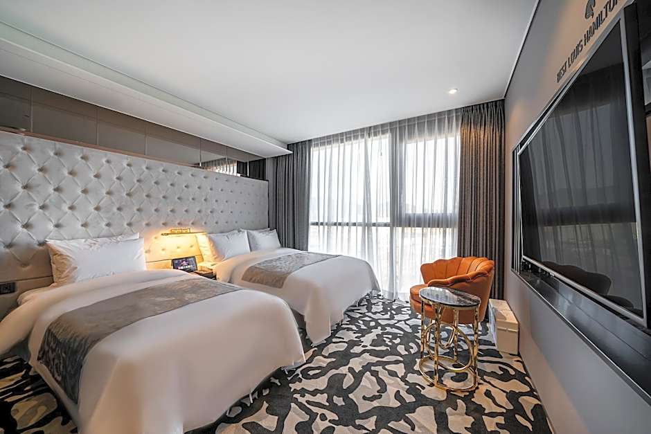 Best Louis Hamilton Hotel westbusan