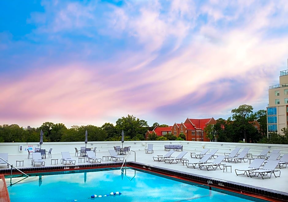 Holiday Inn Gainesville-University Center, an IHG Hotel
