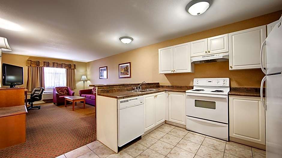 Best Western Plus Sunrise Inn