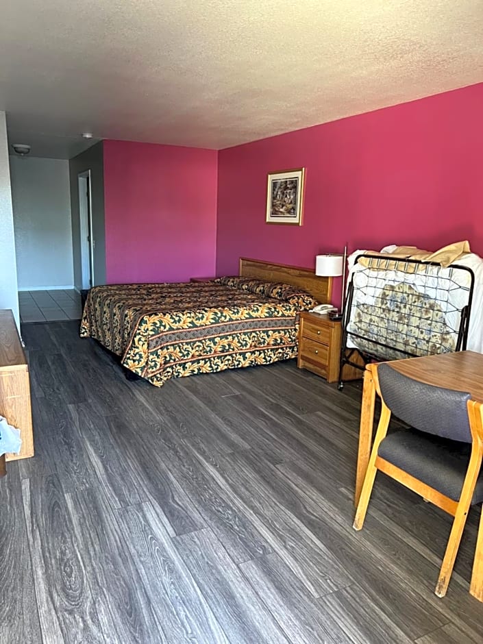 COUNTRY INN MOTEL