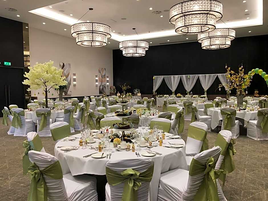 Hilton Southampton - Utilita Bowl