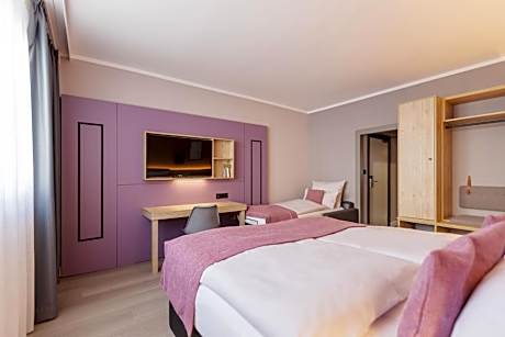 Premium Queen Room with Sofa Bed