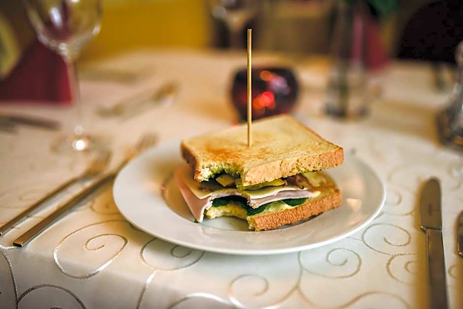 Zámek Kamenný Dvůr