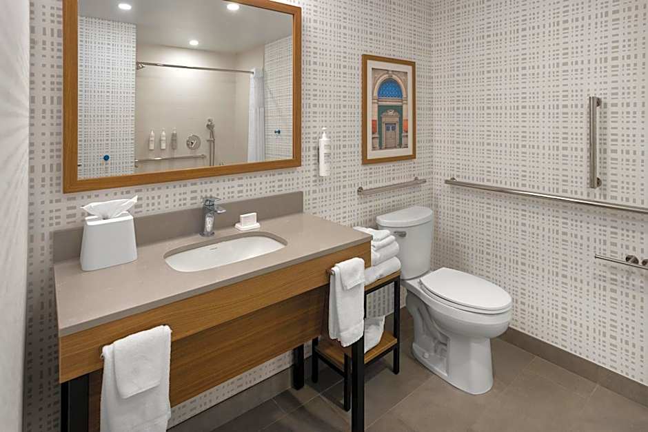 Hampton Inn Staunton