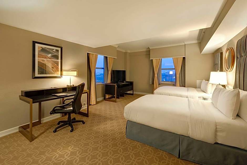 Hilton Milwaukee City Center
