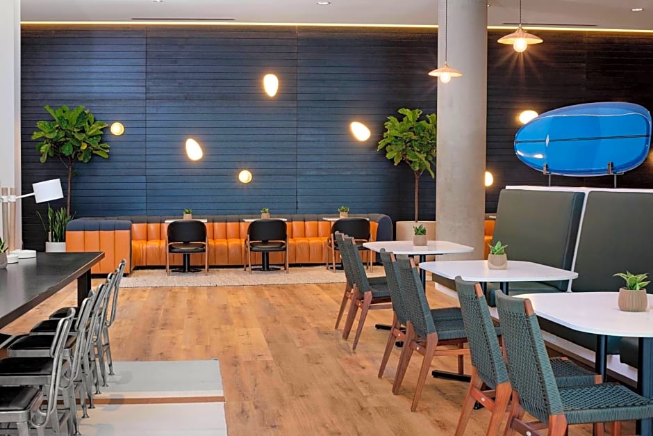 SpringHill Suites by Marriott Oceanside Beach