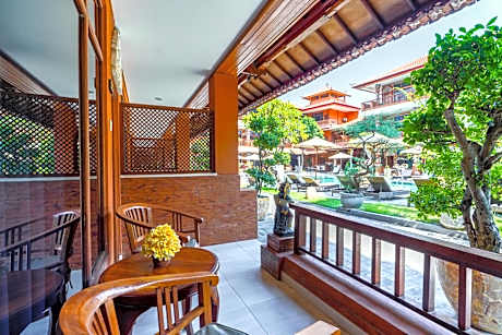 Deluxe Double or Twin Room with Pool Access