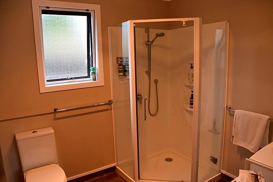 73 Milton Accommodation