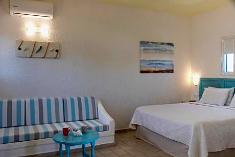 Studio with Sea View