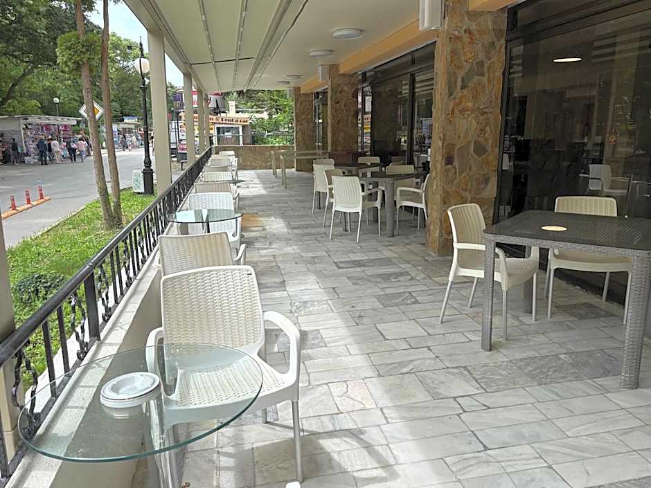 Kamchia Park Hotel - All Inclusive with Free Parking