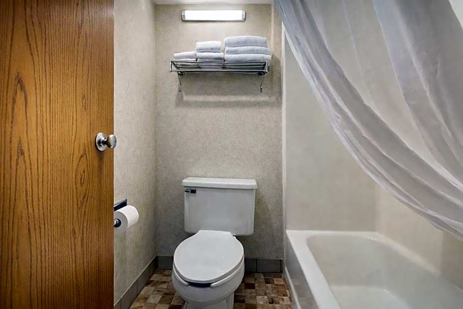 Fireside Inn And Suites
