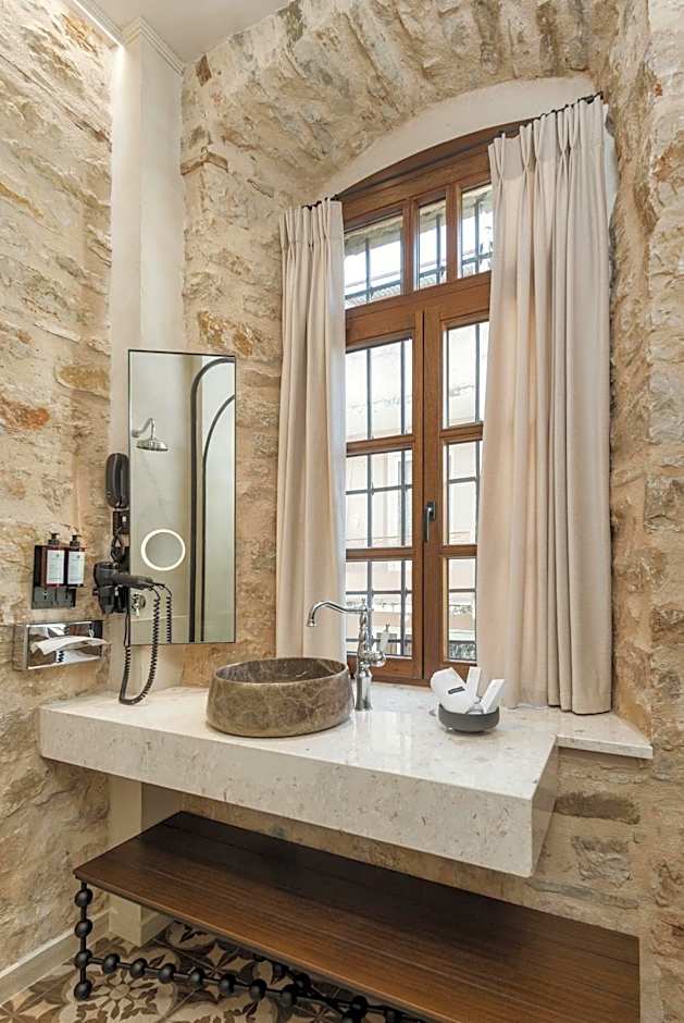 Stoes Boutique Hotel