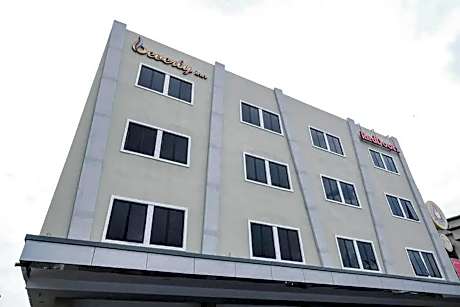 RedDoorz Plus near Ferry Terminal Batam Center