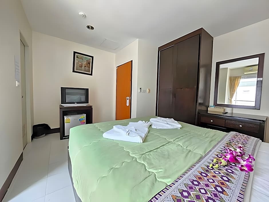 Patong Moon Inn Residence