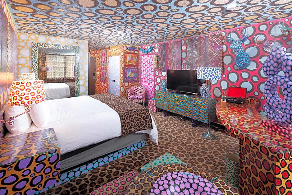 Saint Kate - The Arts Hotel