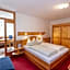 Hotel & Appartement Auerhahn