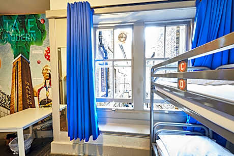 4-Bed Female Dorm with Shared External Bathroom