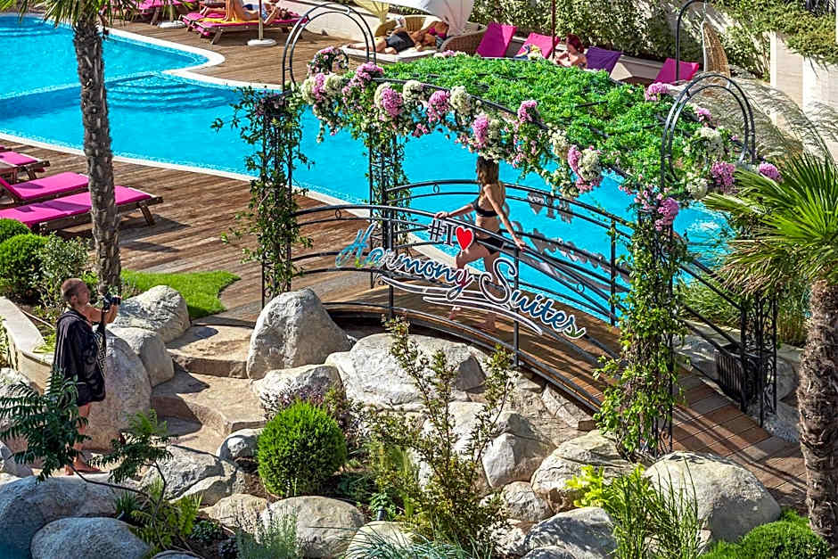 Harmony Suites Saint Vlas