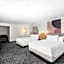 Spark by Hilton Cedar Falls