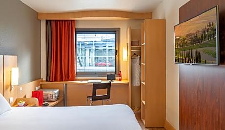 Double Room with new bedding