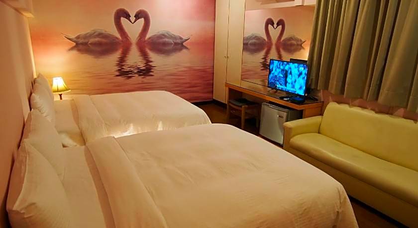 Day Chen Hotel