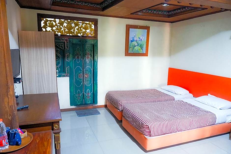 Taman Teratai Hotel