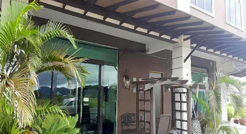 De Mesra Villa