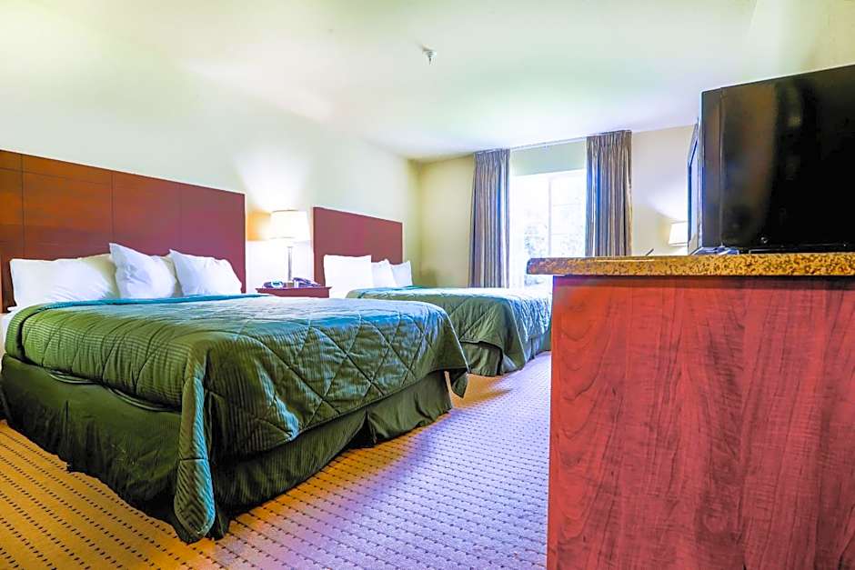 Evansville Inn & Suites by OYO