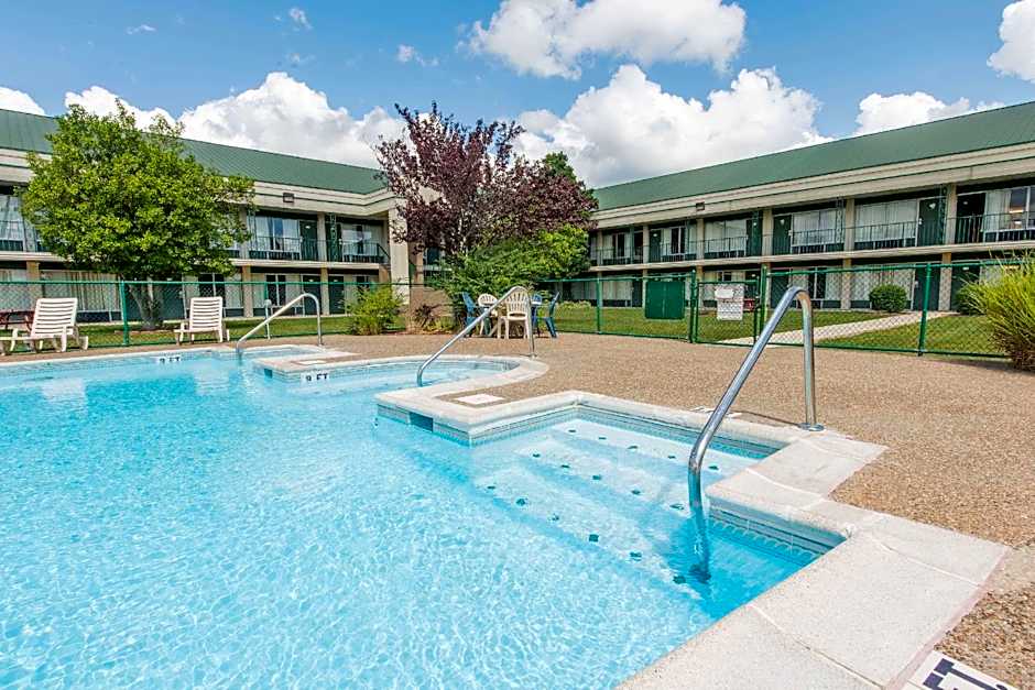 Days Inn by Wyndham Elizabethtown