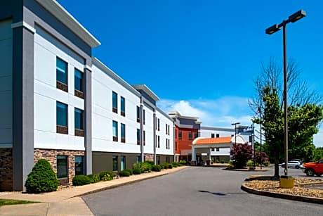 Holiday Inn Express Lewisburg - New Columbia By IHG