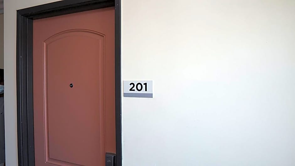 Holly Crest Hotel - Los Angeles, LAX Airport