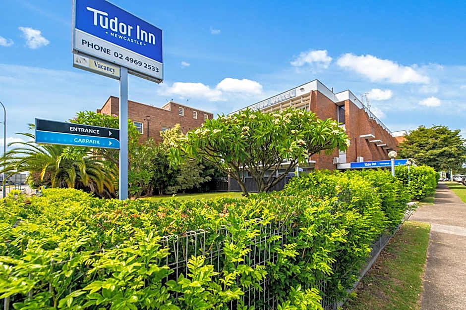 Tudor Inn Newcastle