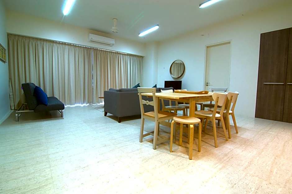 By The Sea Cozy Beachfront Home Side Seaview333A