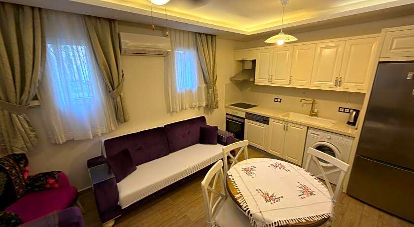 Cesme Kale Tas Apartment