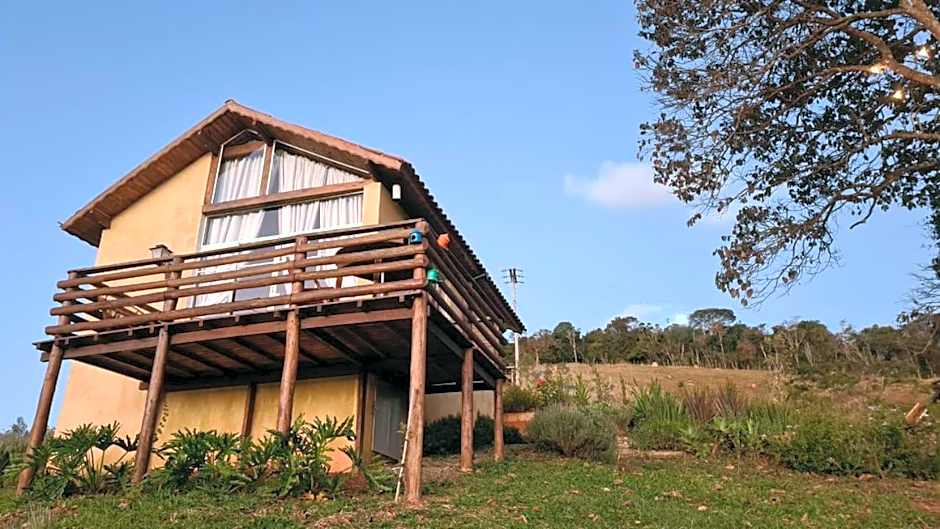 Chalé Vilarejo - Vila Monte Cunha