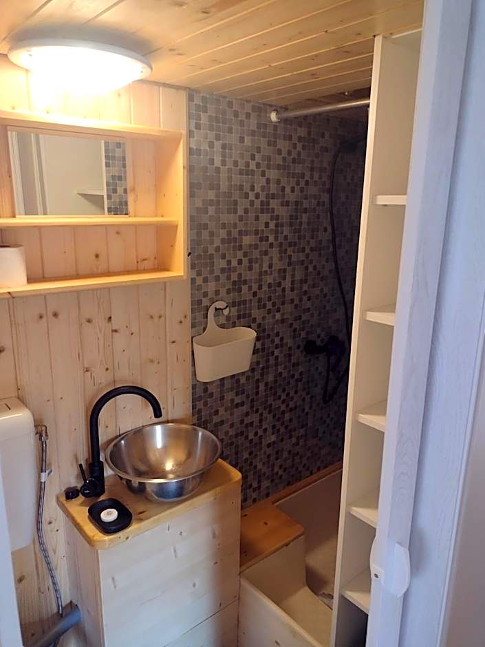 Nad rybníkem Hnačov - rodinný rekreační areál