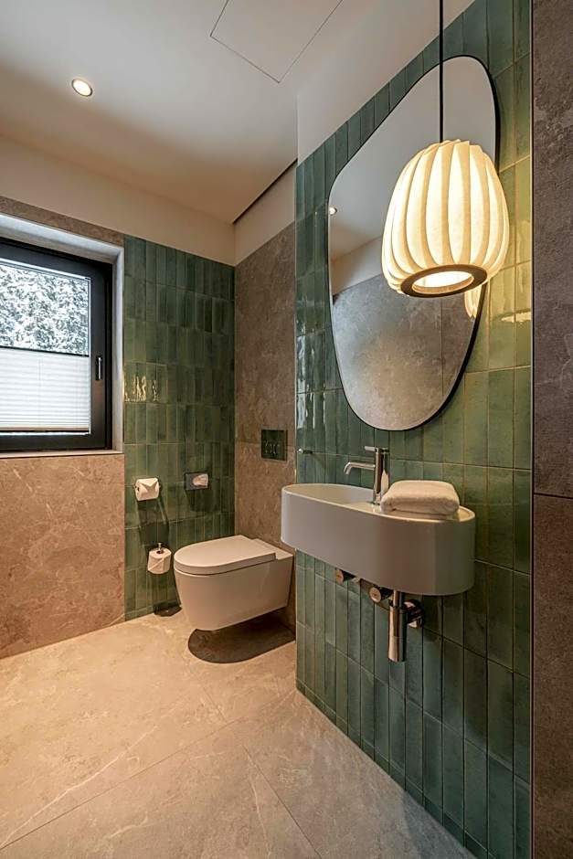 New Hotel Kristberg in Lech with SPA, outdoor pool and view
