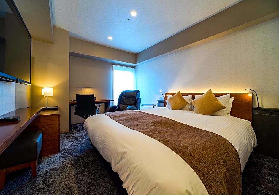 Photo 1 of 6 of Deluxe 1 King Bed, Nonsmoking