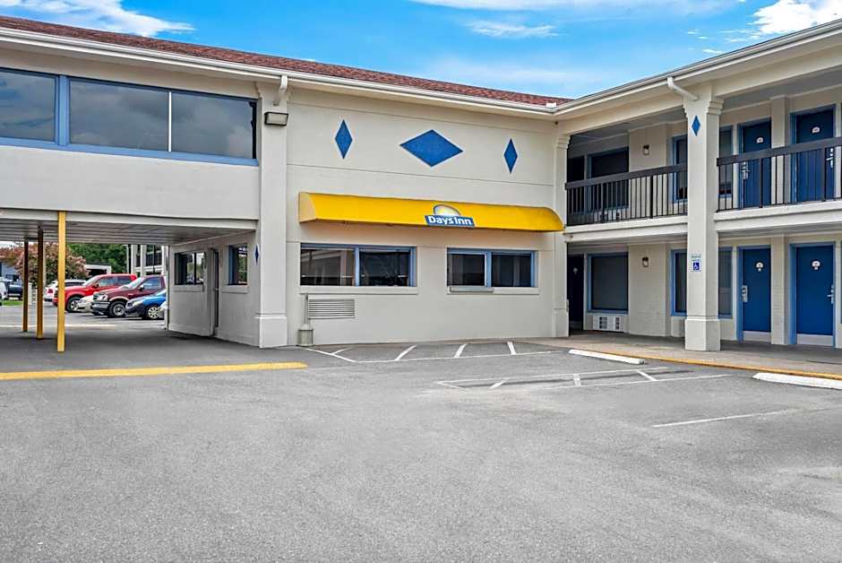 Days Inn by Wyndham Jacksonville NC