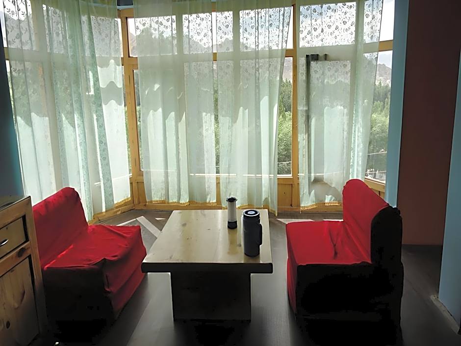 The Lehchen Hotel – Leh, PA