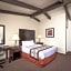 Thunderbird Lodge