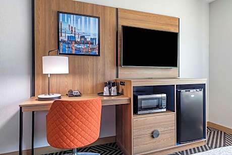 King Suite with Roll-In Shower and Sofa Bed - Disability/Non-Smoking