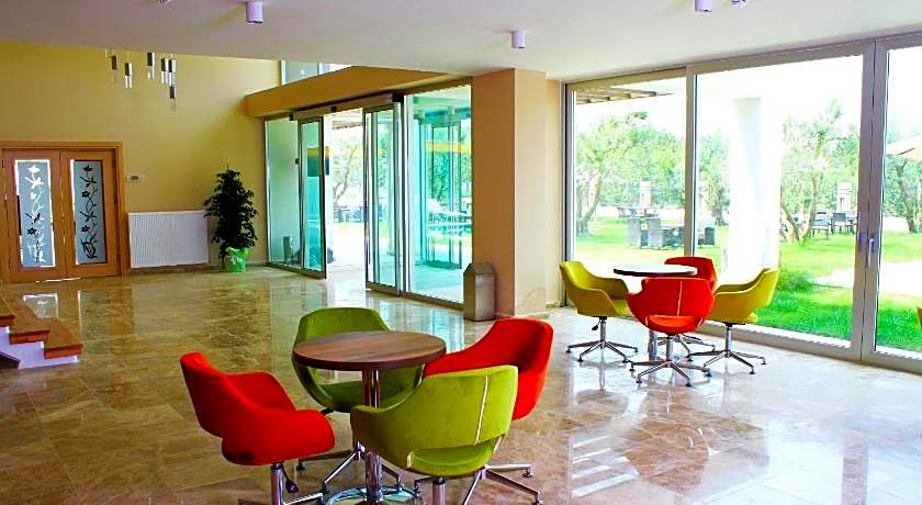 Zeytin Bahçesi Hotel