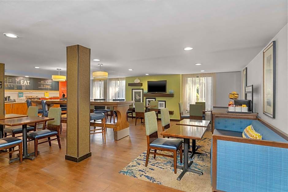 Hampton Inn By Hilton Milford