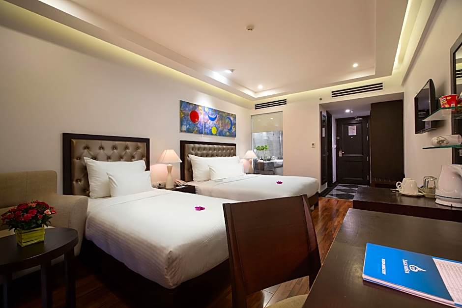 Photo 1 of 7 of Premier 2 Beds, Ocean View