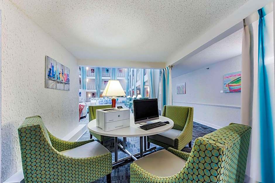 The Blu Hotel Blue Ash Cincinnati, Ascend Hotel Collection
